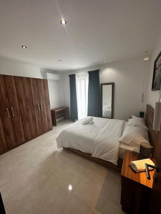 Duplex Penthouse In Gzira Sleeps 6 Leilighet Eksteriør bilde