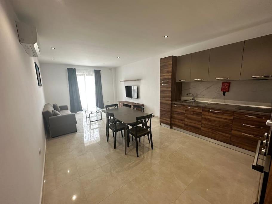 Duplex Penthouse In Gzira Sleeps 6 Leilighet Eksteriør bilde