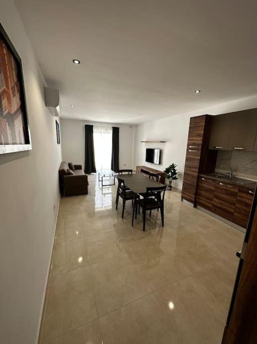 Duplex Penthouse In Gzira Sleeps 6 Leilighet Eksteriør bilde